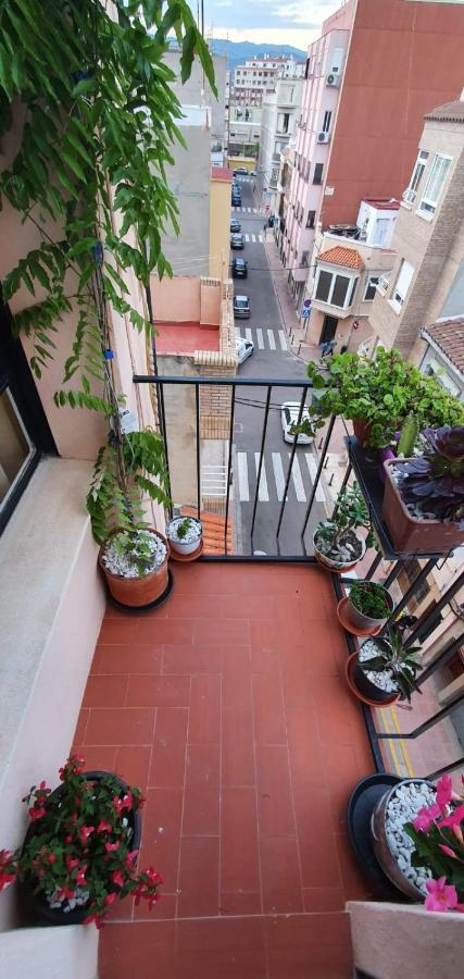 ¡Economico Y Bien Ubicado! Lägenhet Castellón de la Plana Exteriör bild